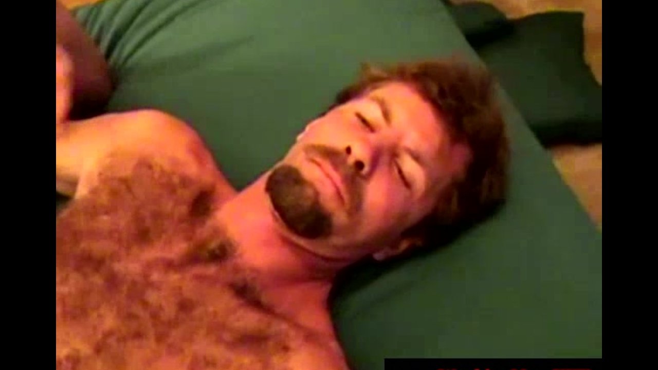 Hairy Straight Redneck Gets Cumshot By Kiny Mature Gay